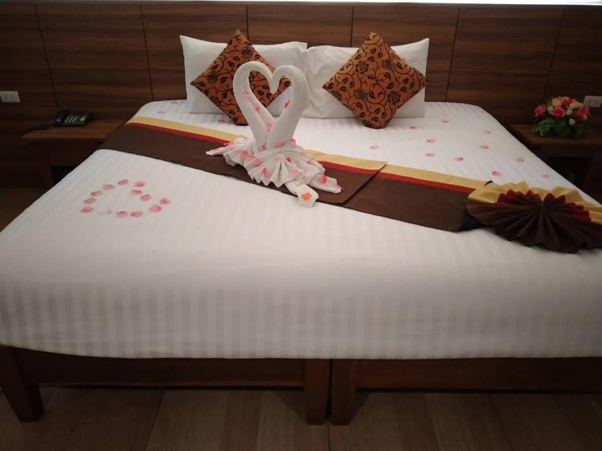 Saisawan Beach Luxury Hotel Na Chom Thian Buitenkant foto