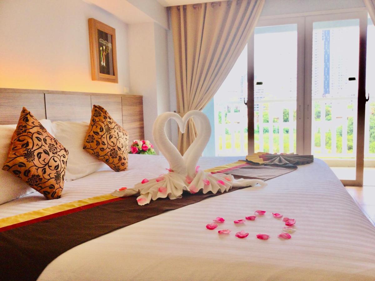 Saisawan Beach Luxury Hotel Na Chom Thian Buitenkant foto